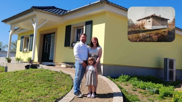 Florian und seine Familie vor ihrem sanierten Haus in Staßfurt